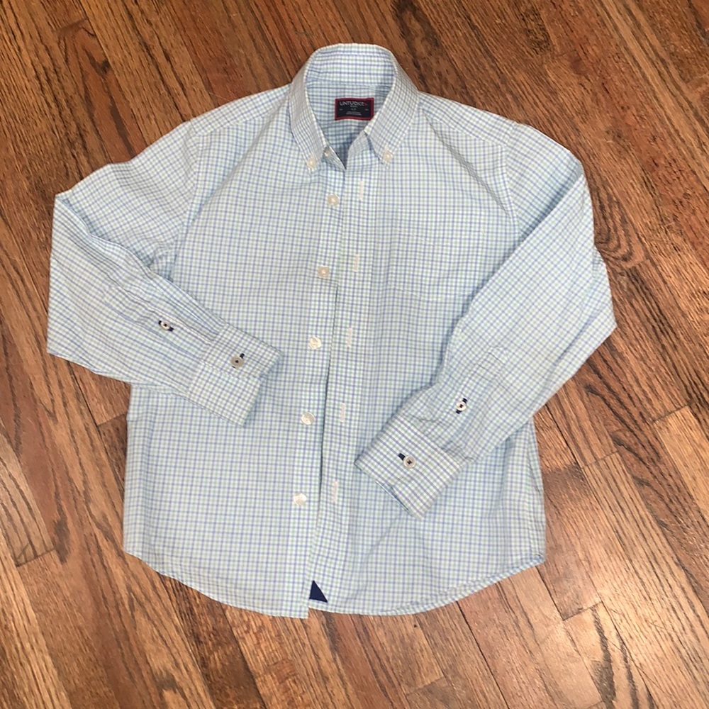 Untuckit boys button down shirt size 6-7 pastel green and blue check